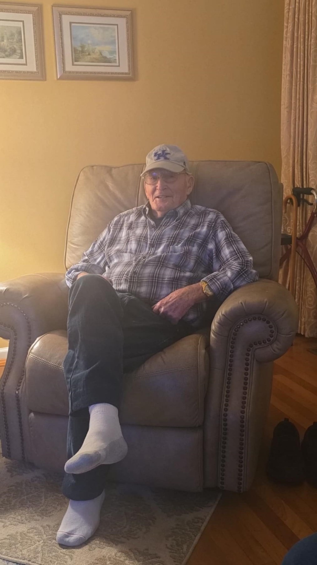 Obituary of Charlie "Chuck" Jones