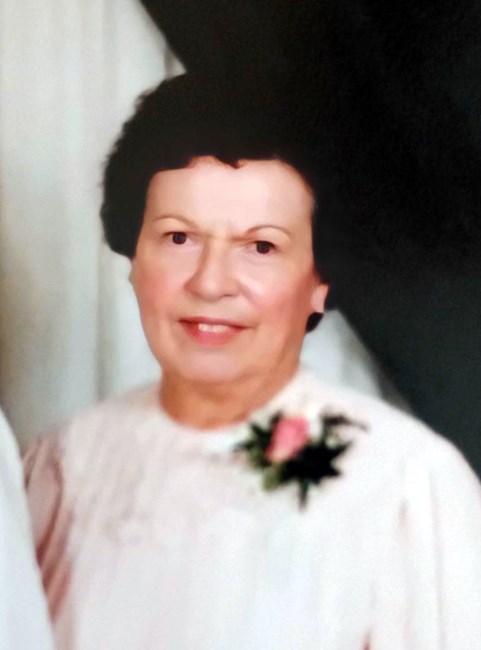 Obituary of Yvonne Swan Najolia