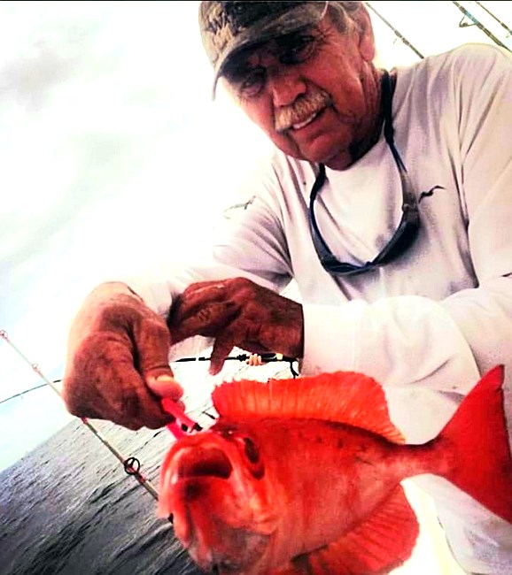 Obituario de Thomas Howard Henderson