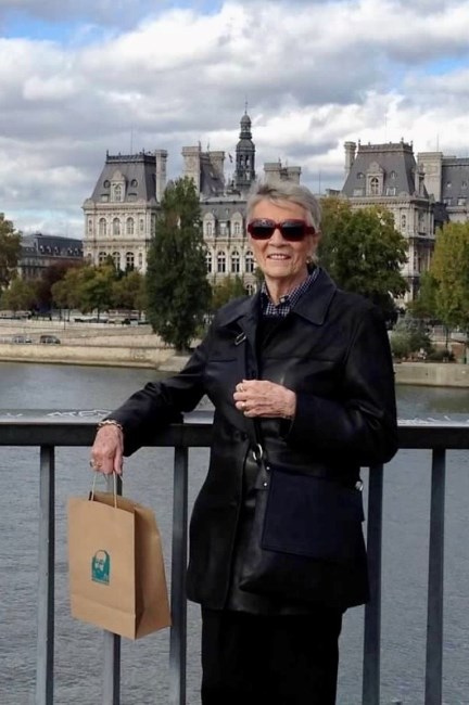 Obituary of Betty Kiley Roach