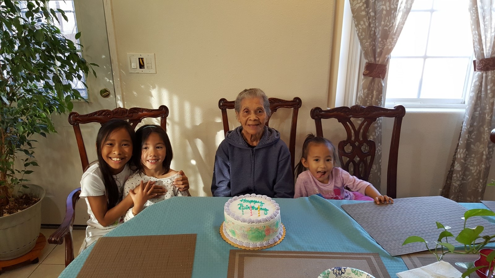 Obituary of Maria Victoria Solis Herrera