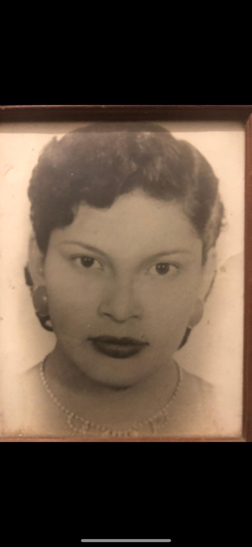 Obituary of Beatriz Villanueva Cardenas