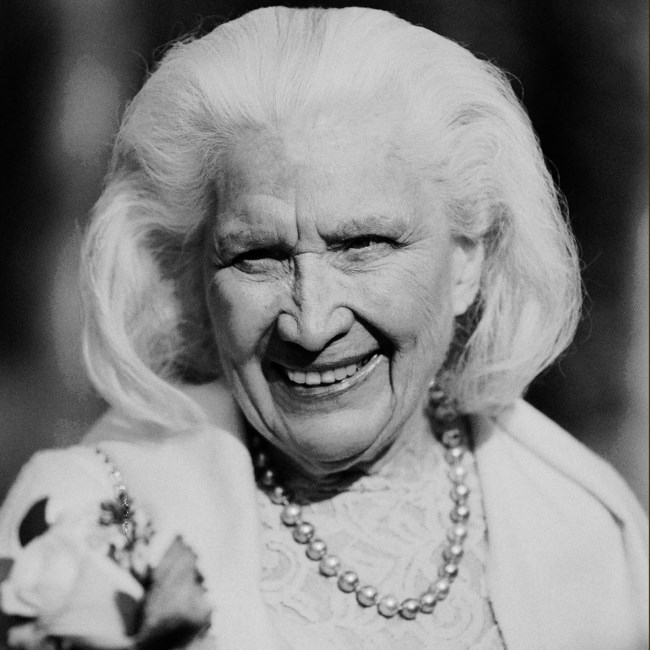 Obituary of Martha Weaver Reeves Smith