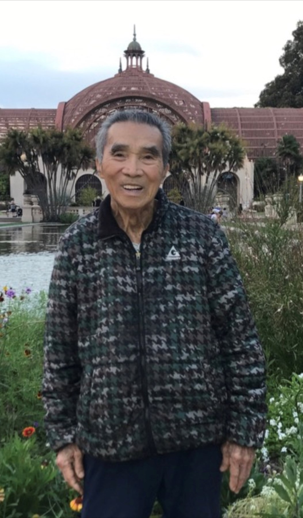Obituary of Hoa Nguyen