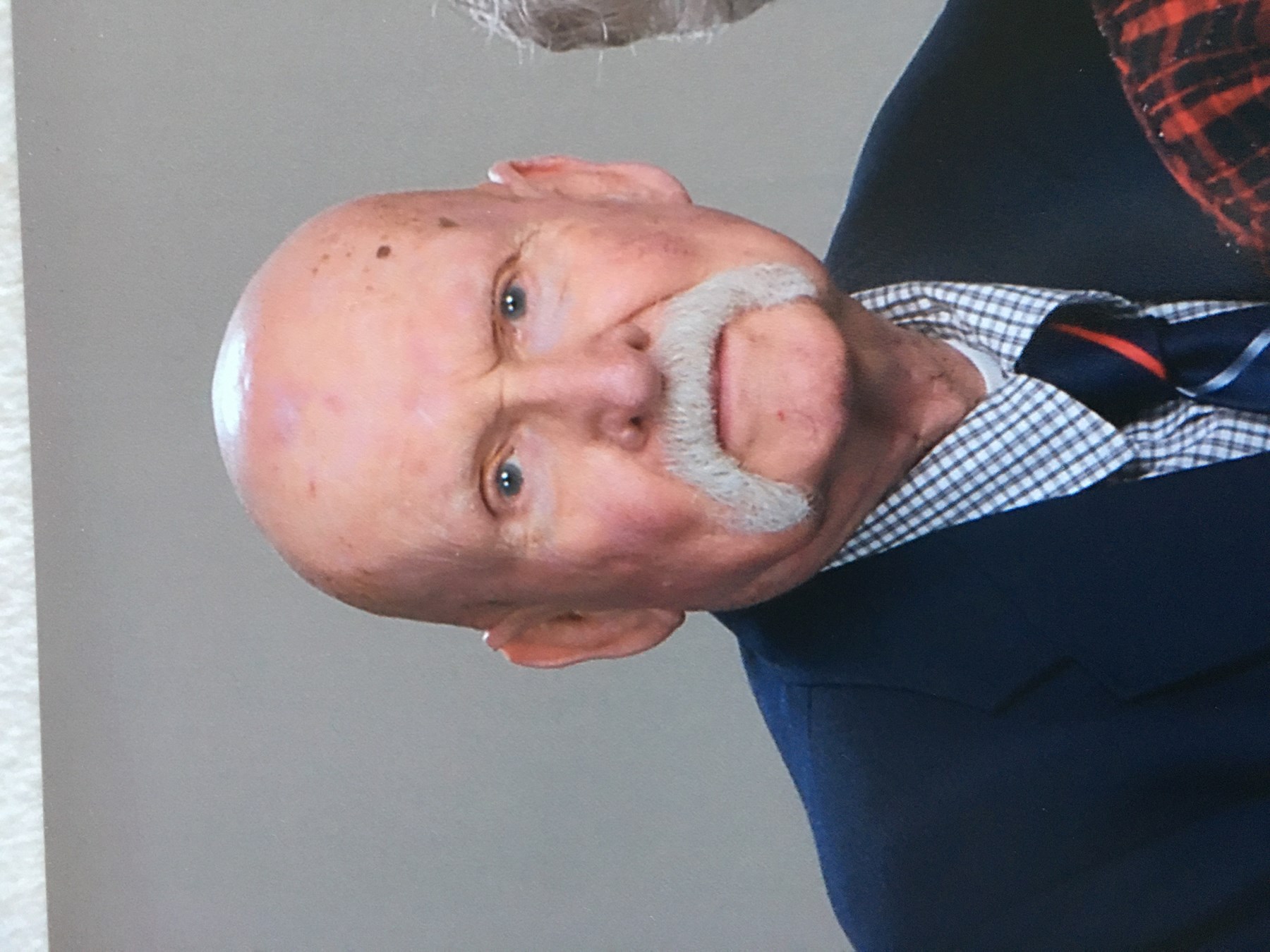 Obituario de Walter J Brown