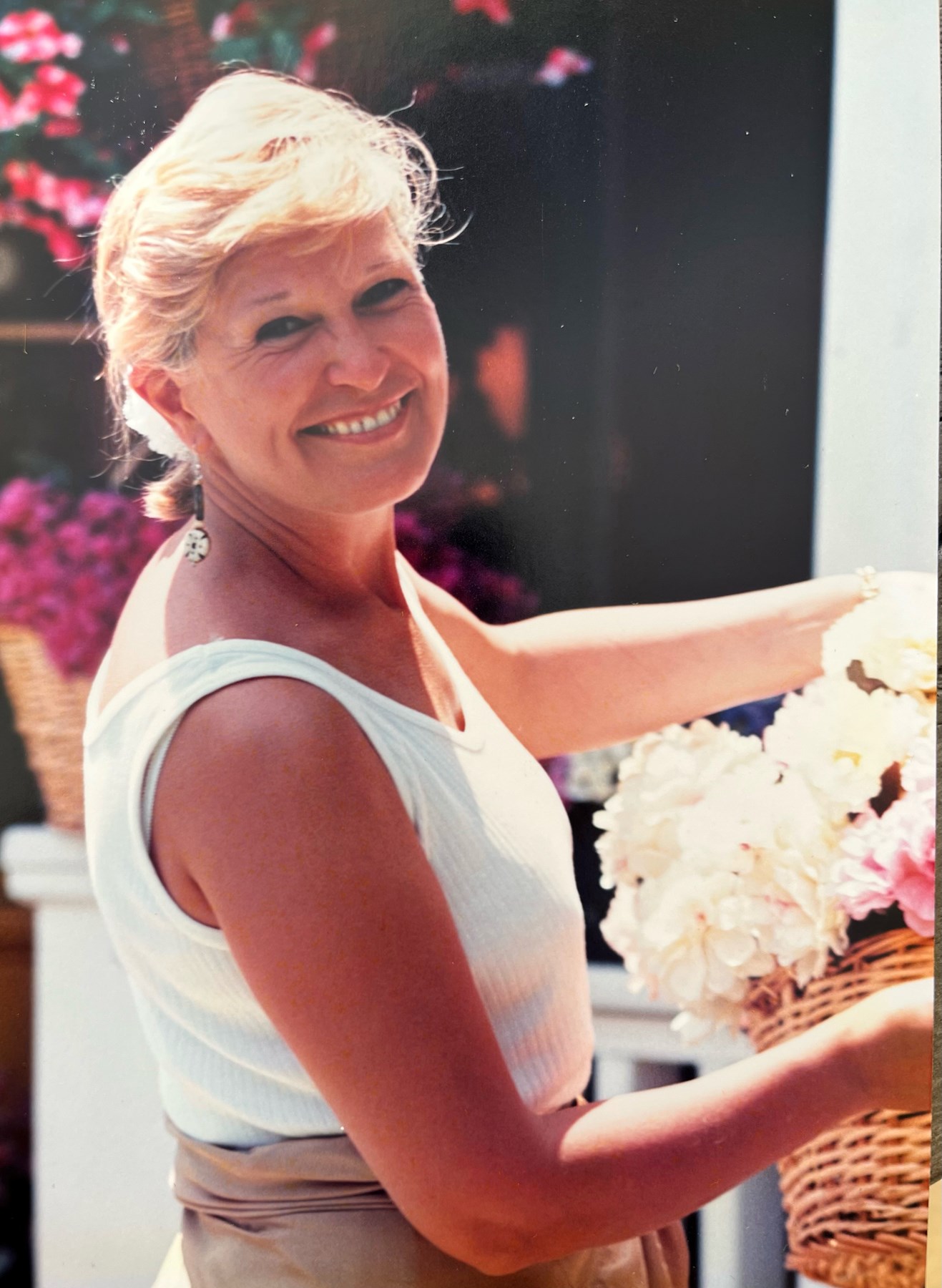 Obituary of Jean Hartley