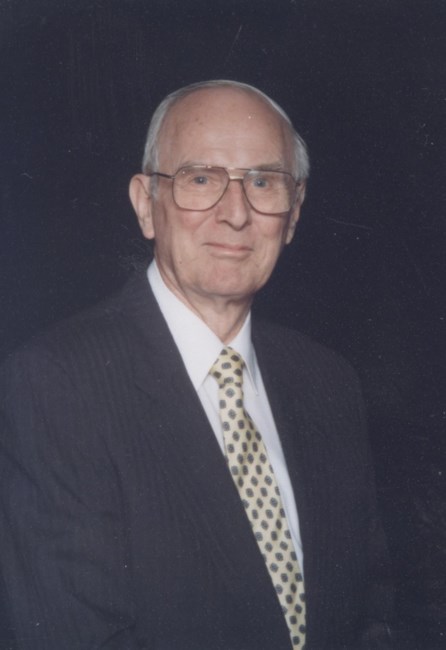 Obituary of Lewis Robert Grogan