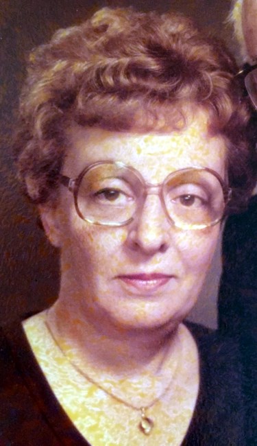 Obituary of Joan Earley Beach