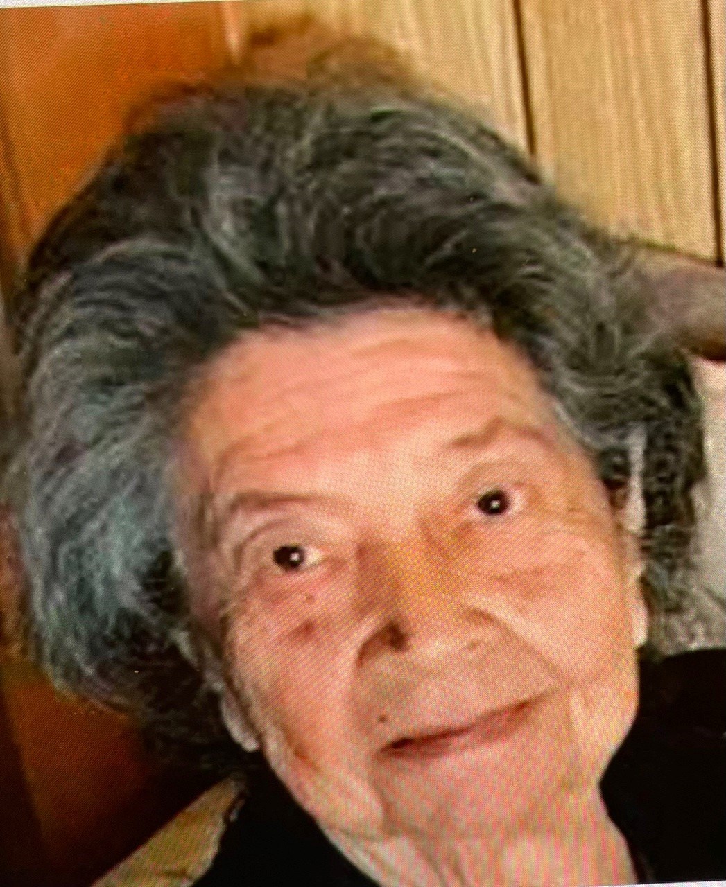 Obituary of Maria "Chata" Luisa Valles