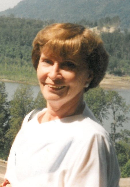 Obituary of Helen Maxine Schneider