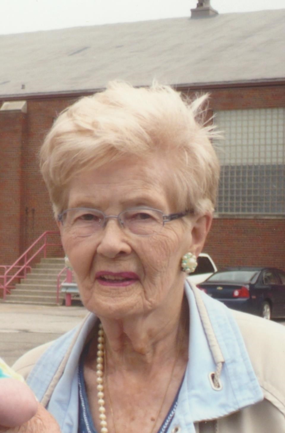 Obituary of Lois C. Vogel Comella
