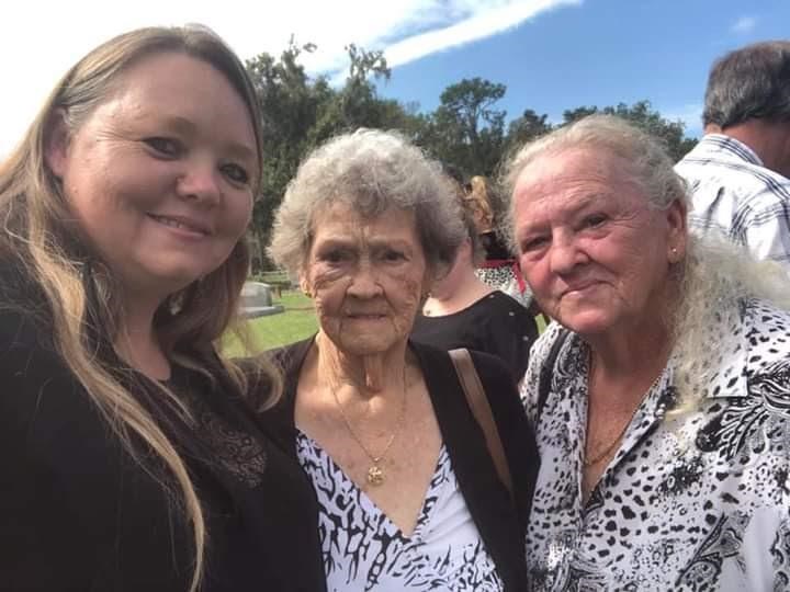 Obituary of Mary Evelyn Bell