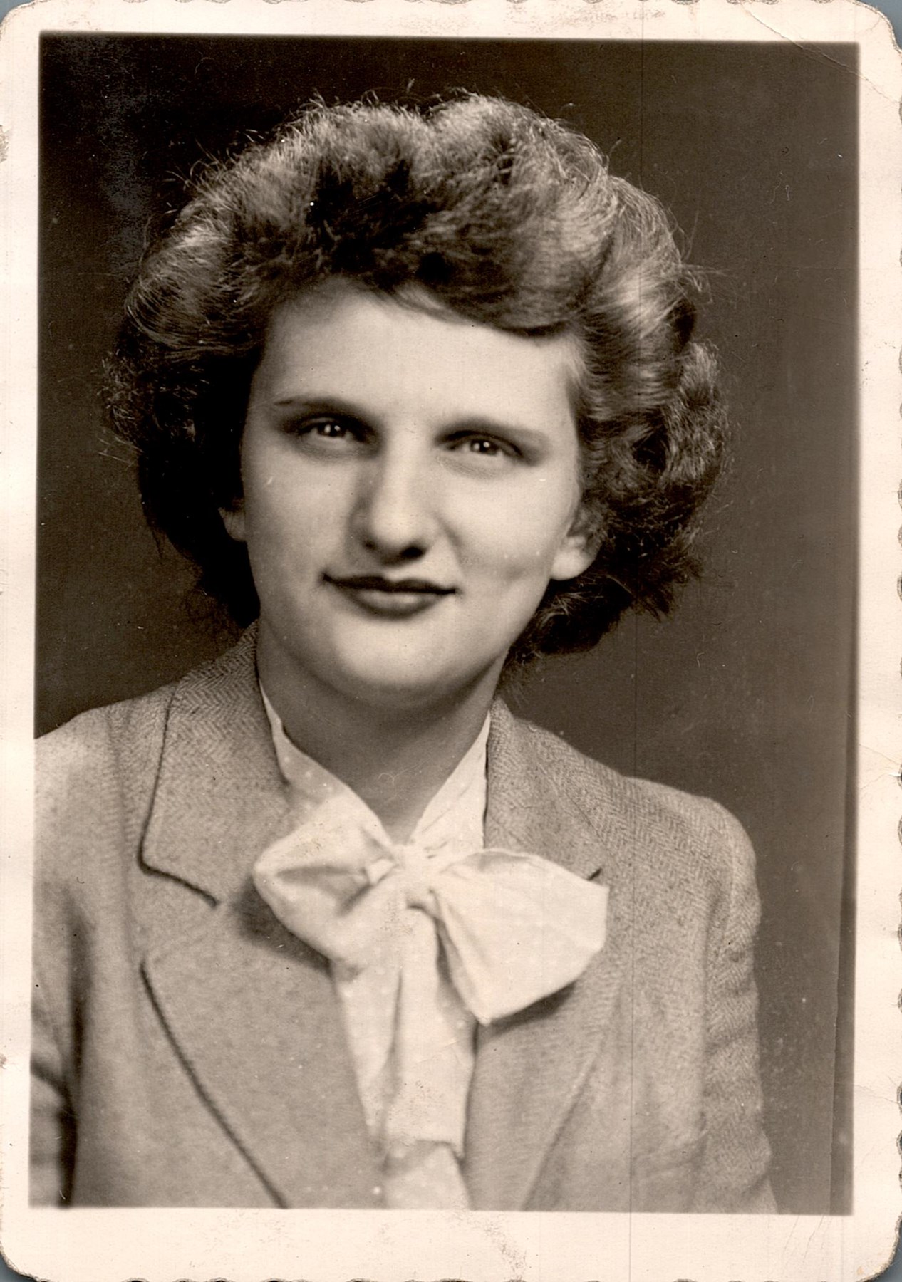 Obituary of Dorothy Elizabeth (nee Petrusky) Bauer