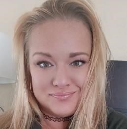 Obituary of Amanda Lace Bryer