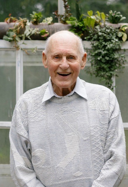 Obituario de R John Smith