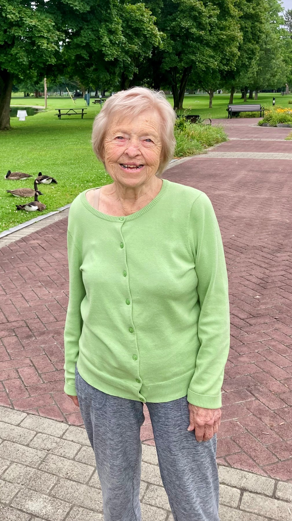 Obituary of Shirley Evelyn Walker