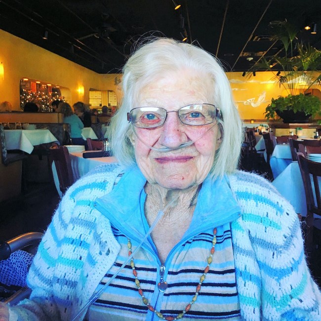 Obituary of Helen Mae Henley