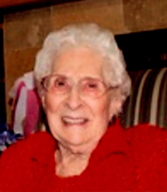 Obituary of Pearl Effie Nevins Robertson