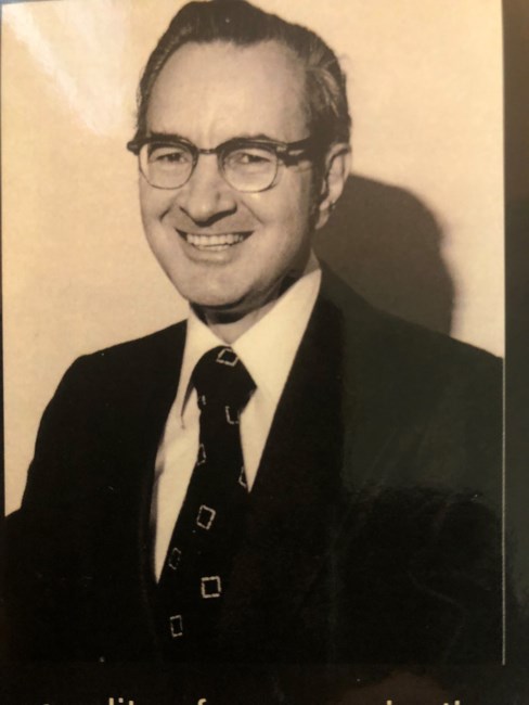 Obituary of Robert Orr Weiss