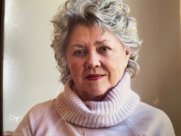 Obituary of Patricia Lee McCurnin Snow