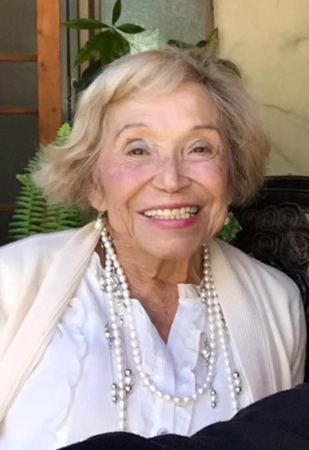 Obituary of Maria Luz Nuno