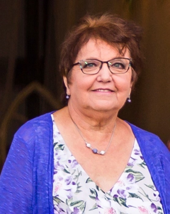 Obituary of Darlene Sandra Molinski