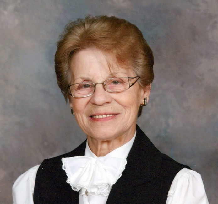 Obituary of Mrs. Pauline Wawryk