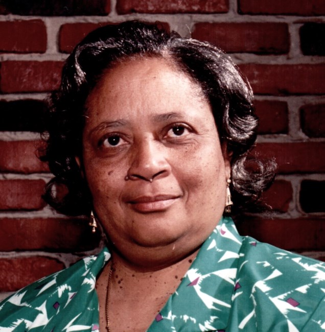 Obituary of Yolande Colas