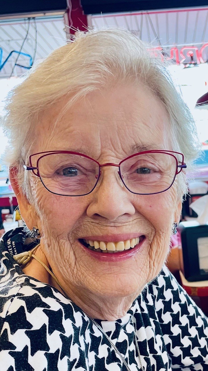 Obituary of Carolyn Edna Johnson