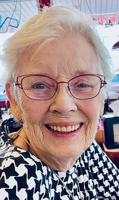 Obituary of Carolyn Edna Johnson