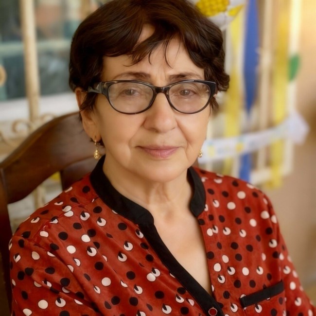 Obituary of Maria Victoria Flores