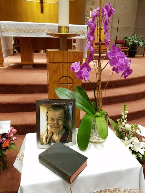 Obituary of Dr. John H. Henzel II