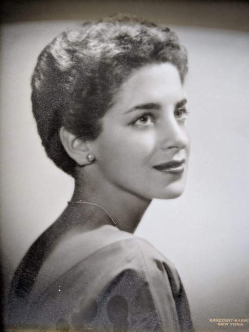 Obituary of Dr. Lois K. Buck