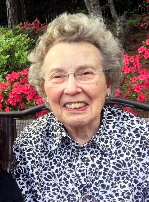 Obituary of Dorothy Camenga Davis