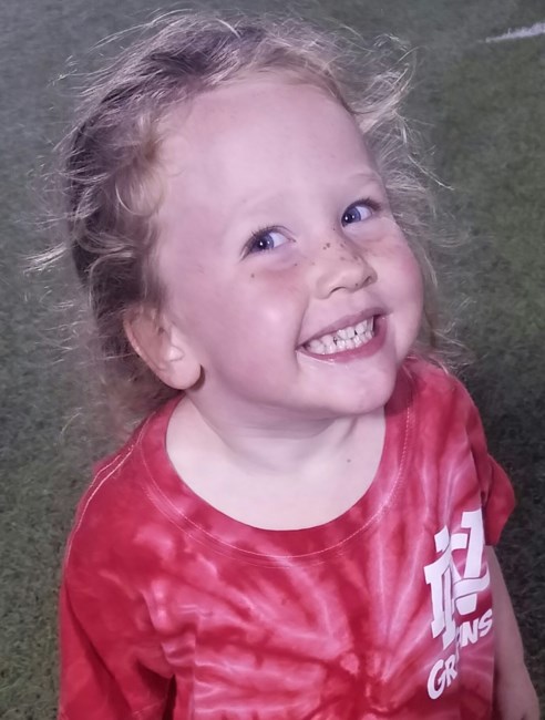 Obituario de Kennedy Nicole Smith
