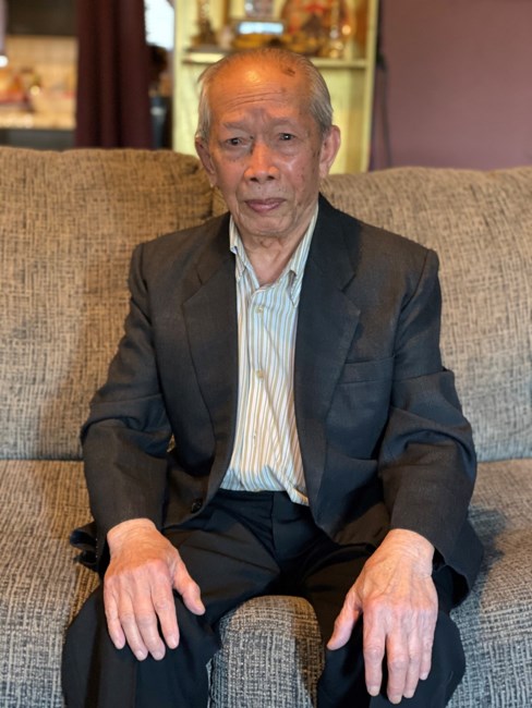 Obituary of Man Saengphachanh