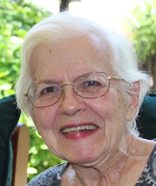 Obituary of Agnes Fotos