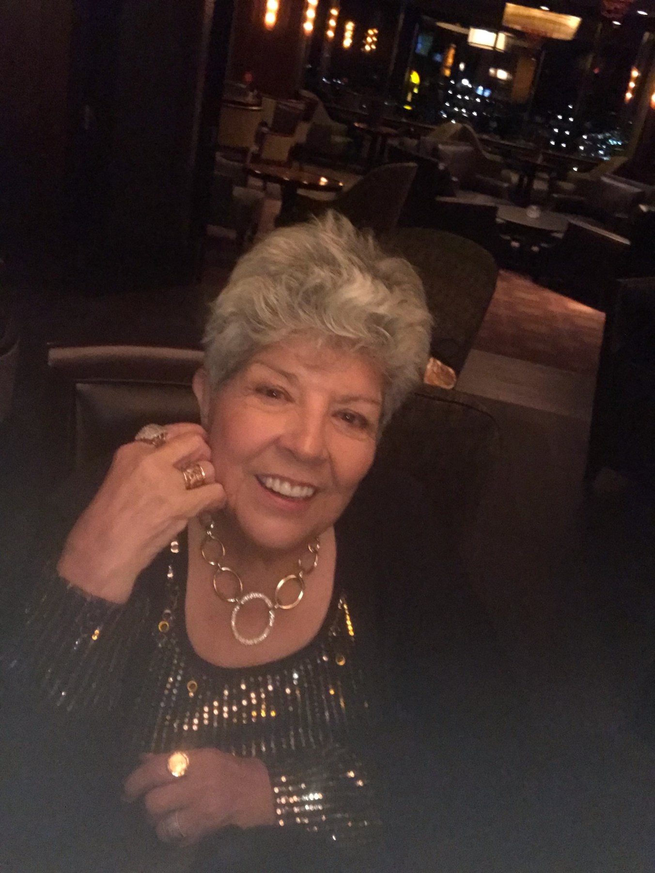 Obituary of Gloria V. Wallace