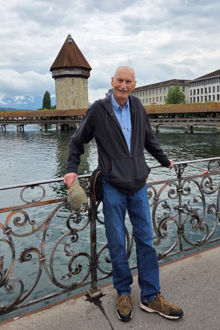Obituary of Jaan Robert Vari