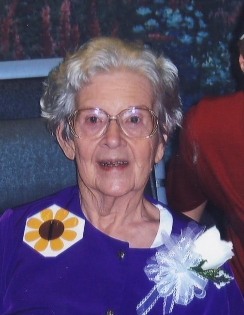 Obituary of Mrs. Ruby Brown Akins
