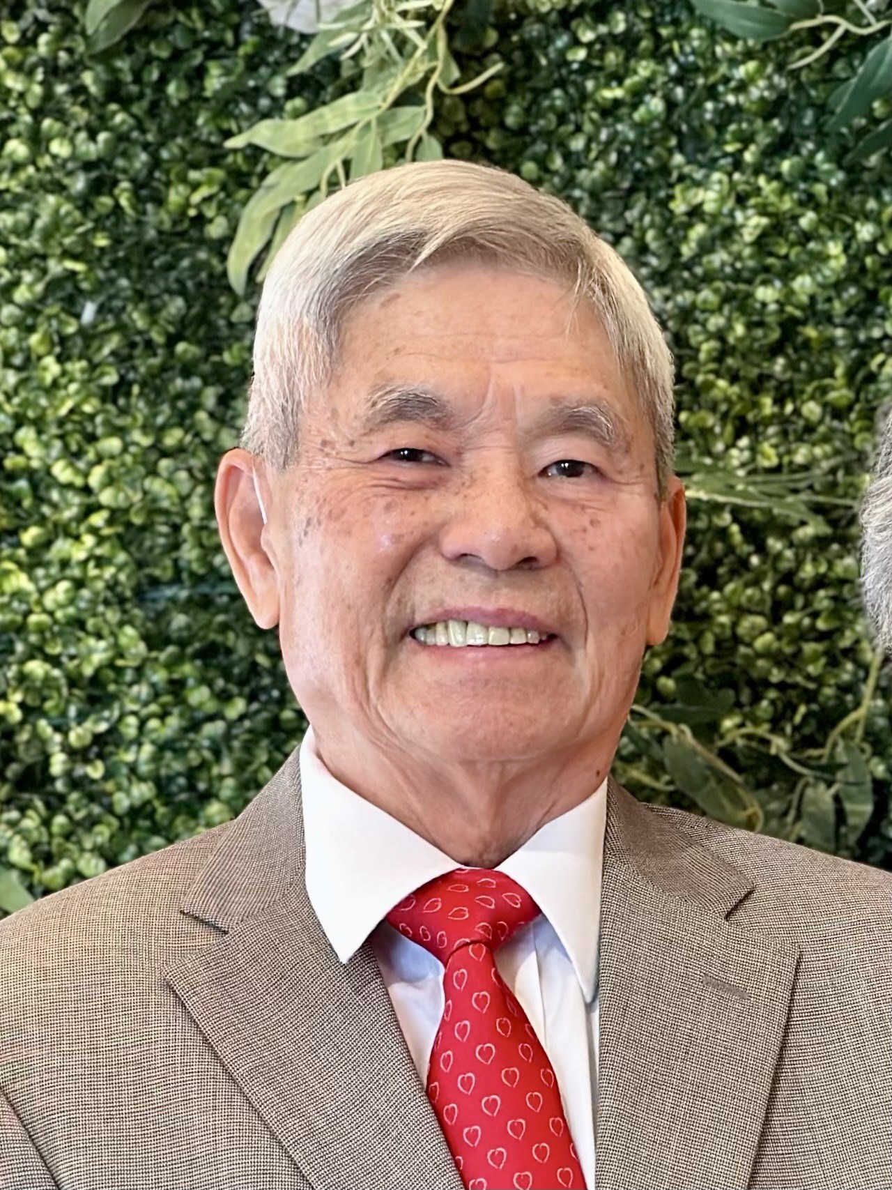 Obituary of Dr.  Thuy Dinh Tran