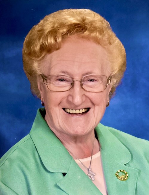 Obituario de Julia "Joan" Margaret (Burke) Eslin