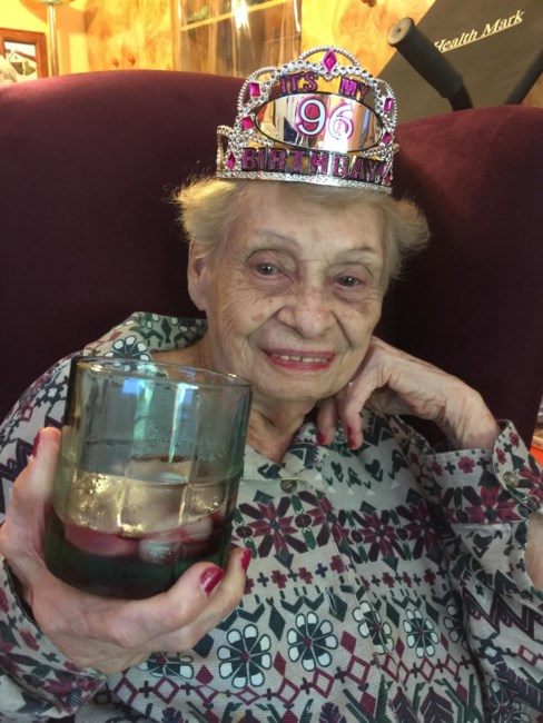 Obituary of Maria Dolores Hernandez