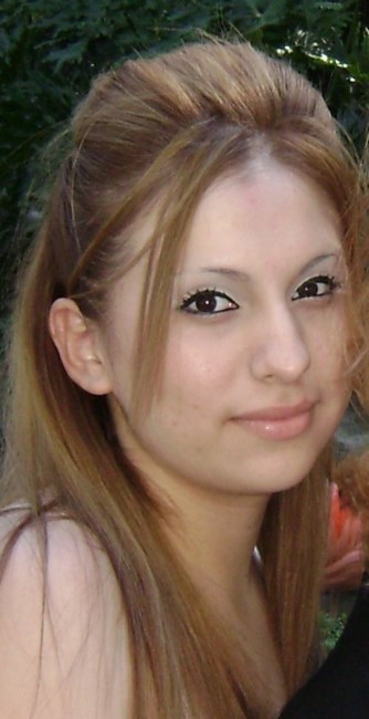 Obituary of Darlene Violeta Robles