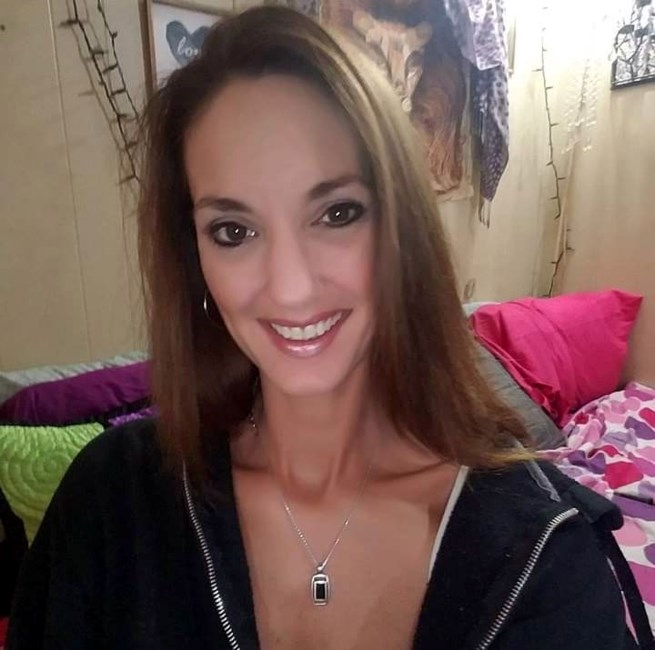 Obituary of Renee April Lynch