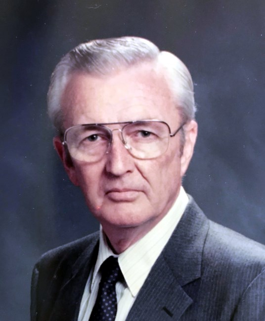 Obituario de Thomas D. Mayhall