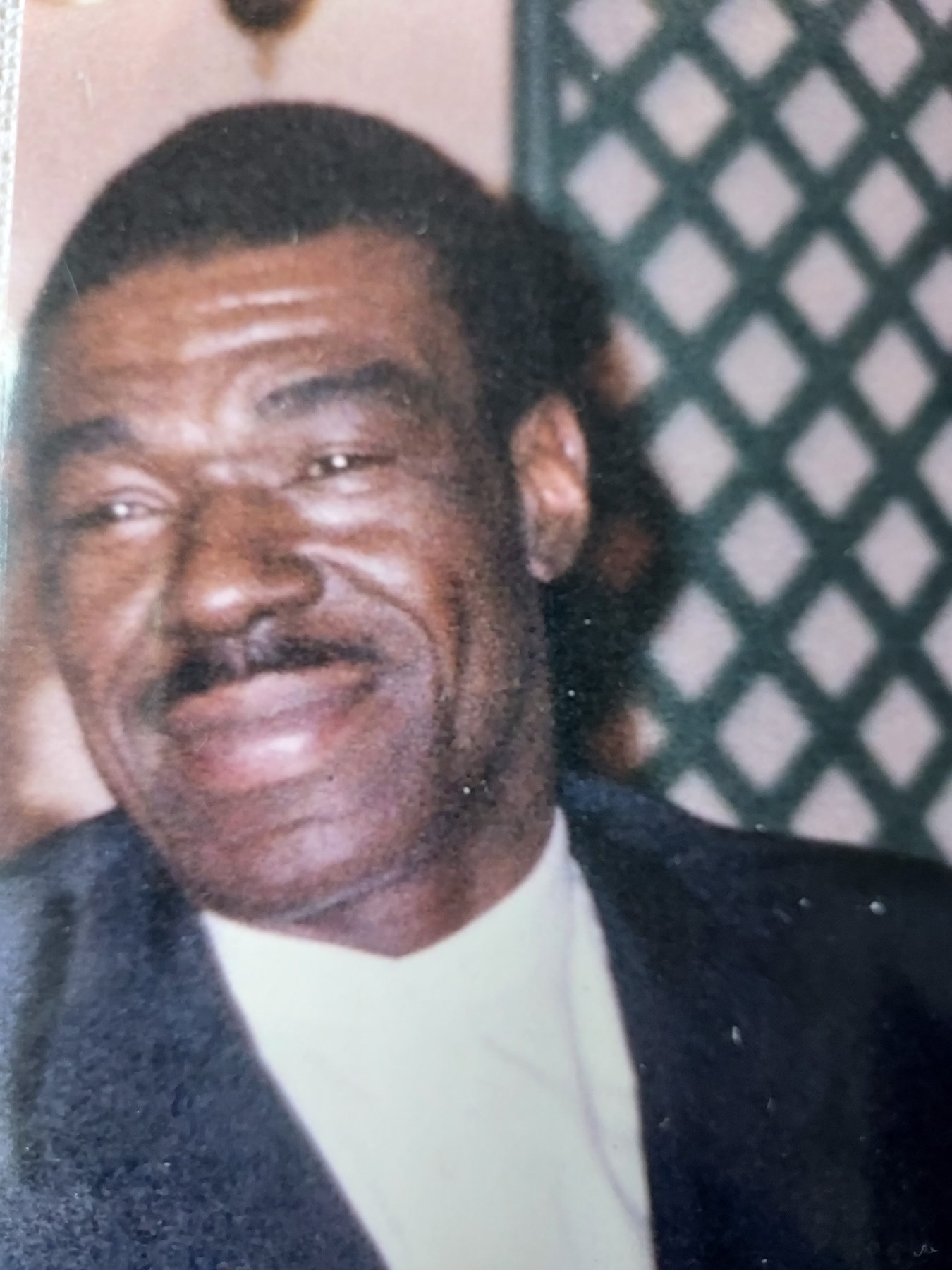 Obituary of James Gathers Jr.