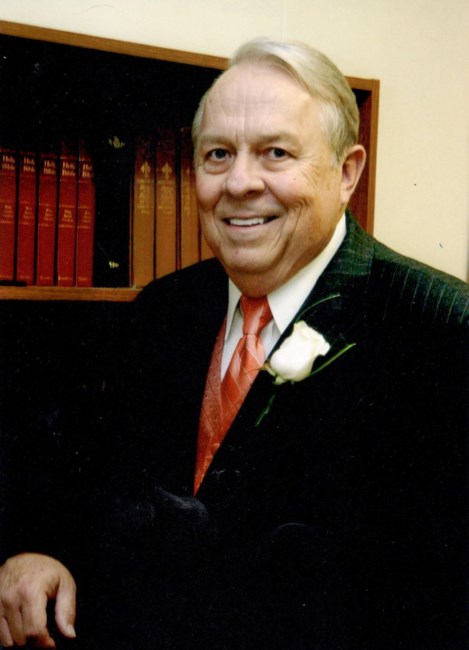 Obituario de Thomas W. Briggs