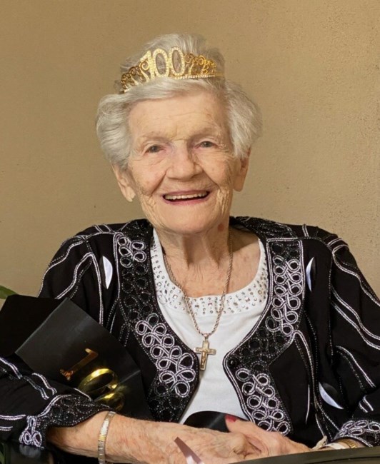 Obituary of Lillian Marguerite MacFarland