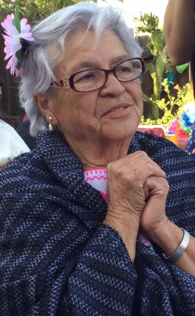 Obituario de Carmen V. Pantoja